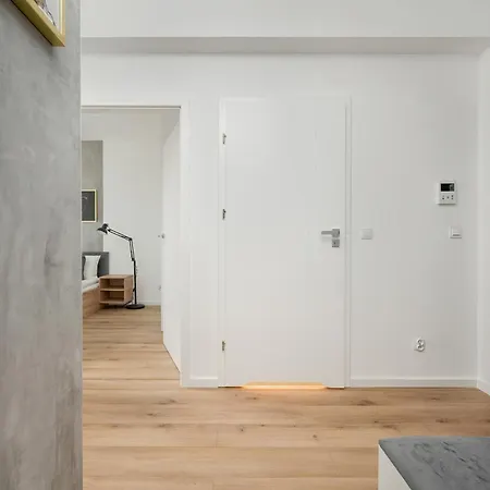 Daire Mieszczanska Modern With Balcony & Free Parking By Renters *