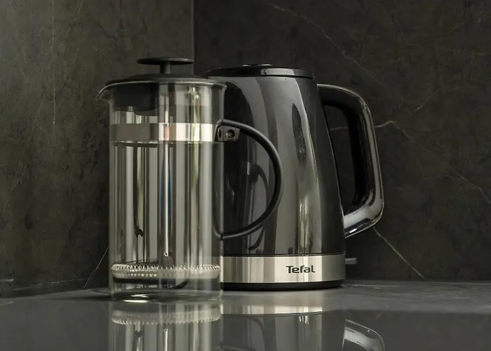 Apartment Mieszczanska Modern With Balcony & Free Parking By Renters Wroclaw