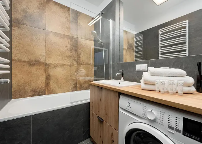 Apartment Mieszczanska Modern With Balcony & Free Parking By Renters